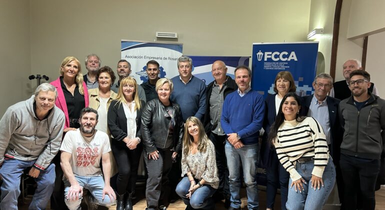 Reunión con referentes de Paseos Comerciales de Rosario